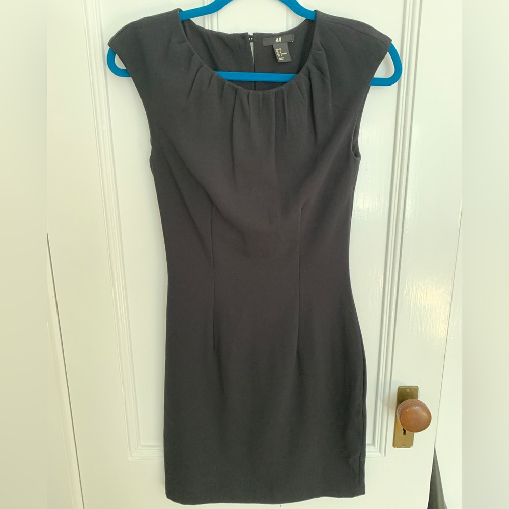 Barely used H&M black fitted dress